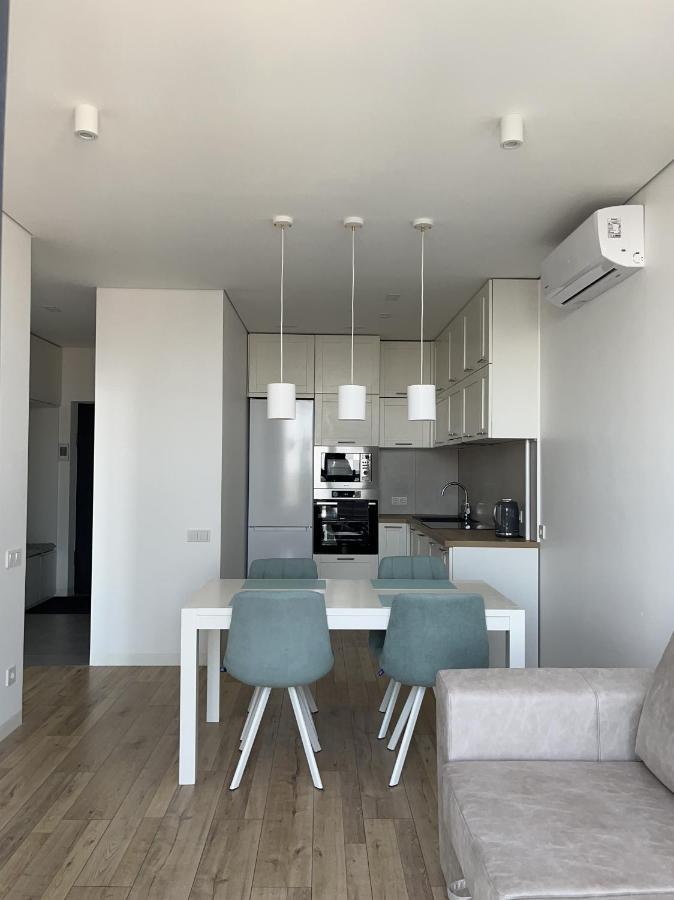 Vip Apartmens Avalon Λβιβ Εξωτερικό φωτογραφία